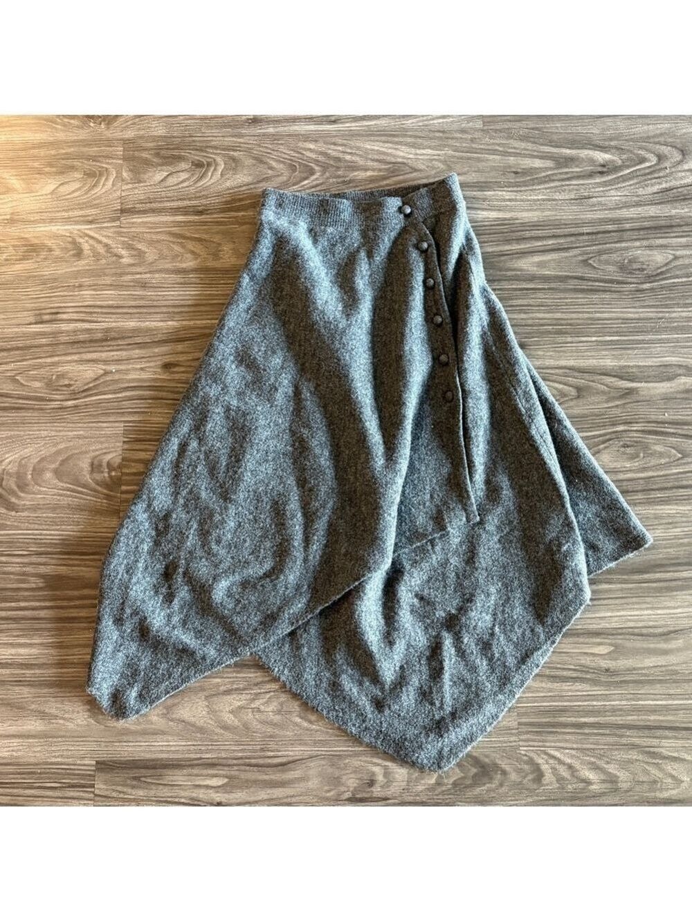 Le Lis Gray Asymmetrical Women's Skirt XS - Picture 2 of 9